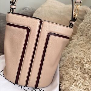 Label Rose Bucket Bag – Italian Brand